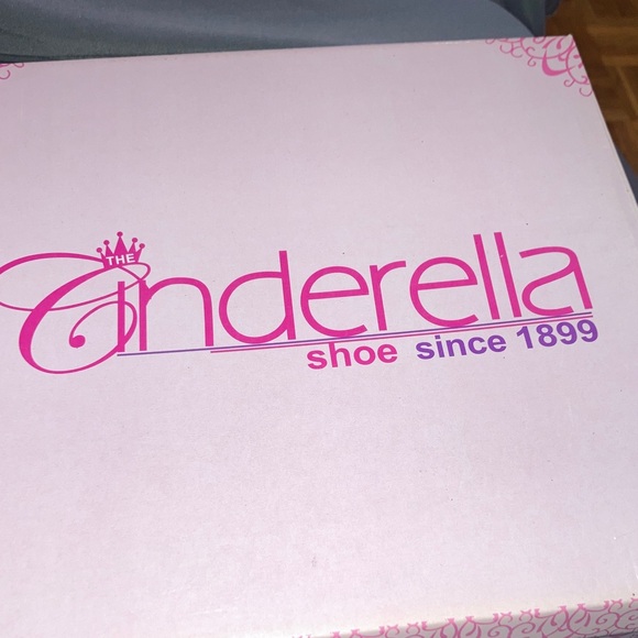 Cinderella Two-Tone Platform Sandals - Picture 2 of 3